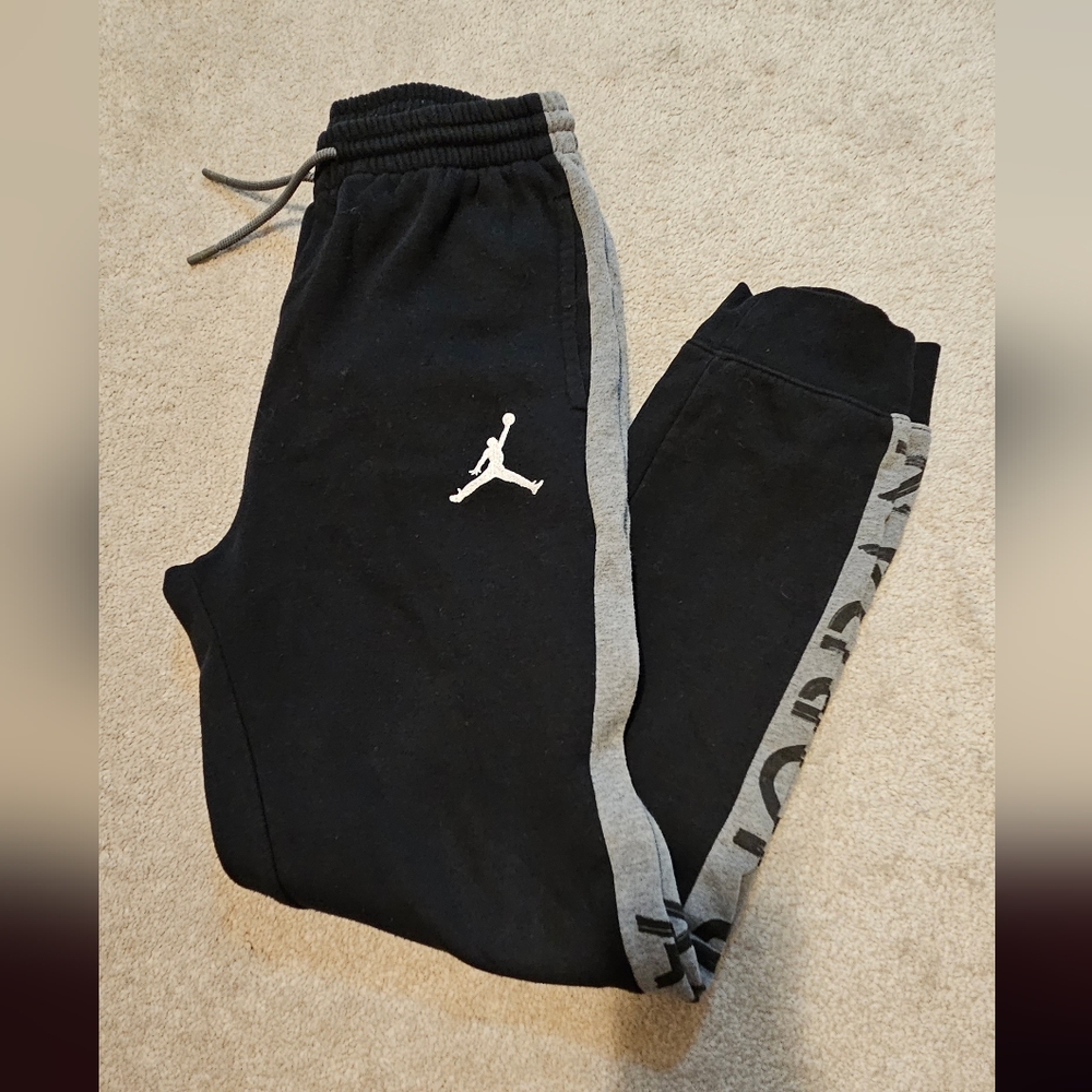 Jordan Bundle - Picture 2 of 6